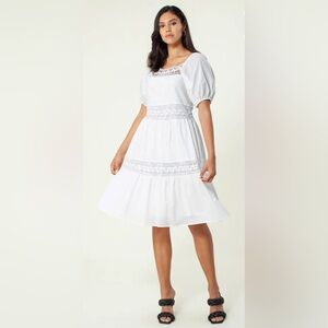 HALE BOB
Nagia Solid Dress Size : S